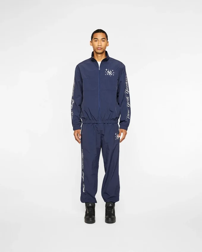 Ny yankees nylon windbreaker Ny yankees nylon windbreaker